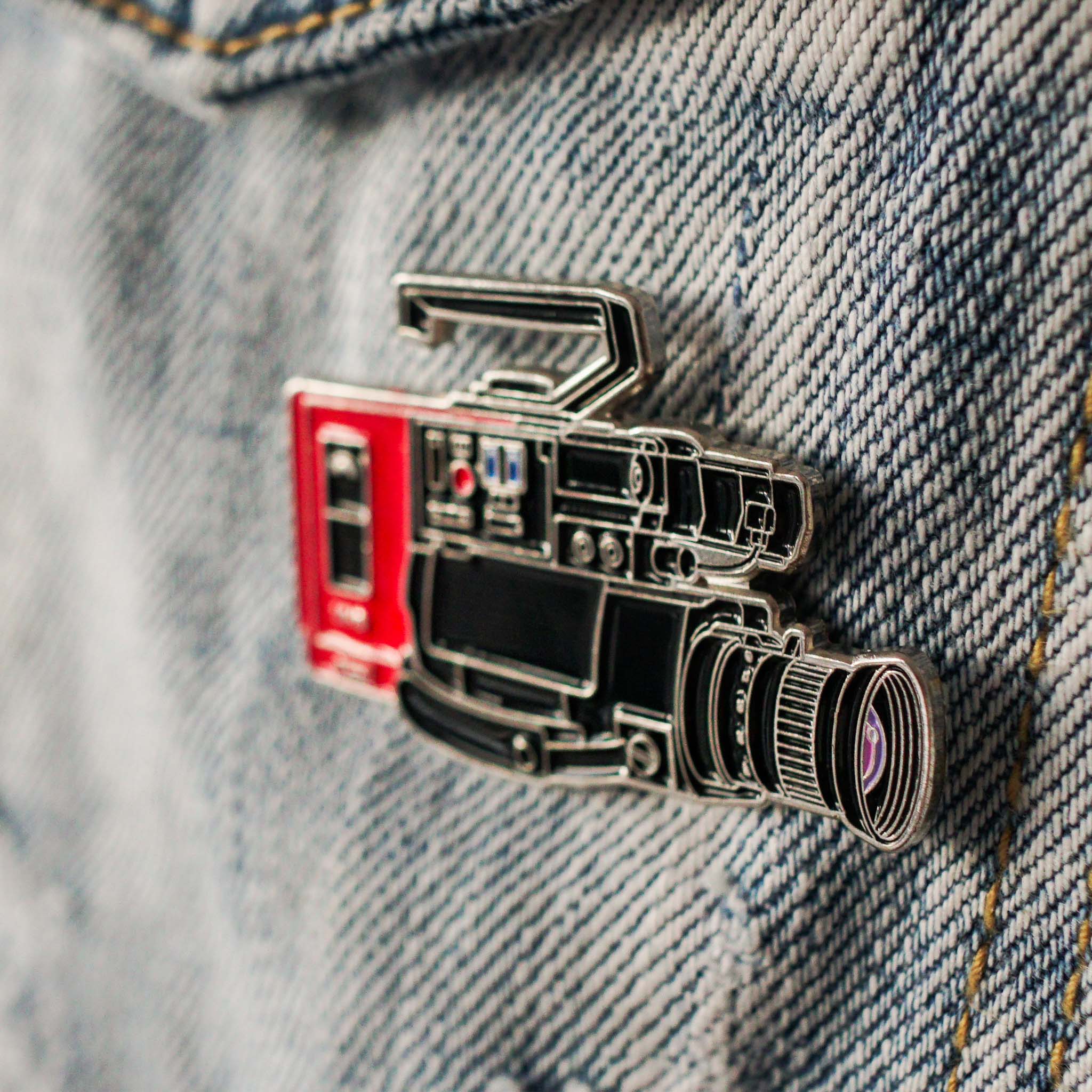 80S VHS CAMERA ENAMEL PIN